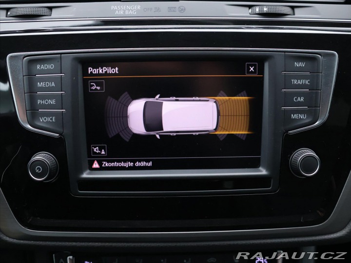 Volkswagen Touran 2,0 TDI 110 kW DSG 1. Maj 2016