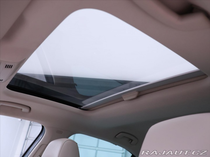 Škoda Superb 2,0 TDI Laurin&Klemen 2015