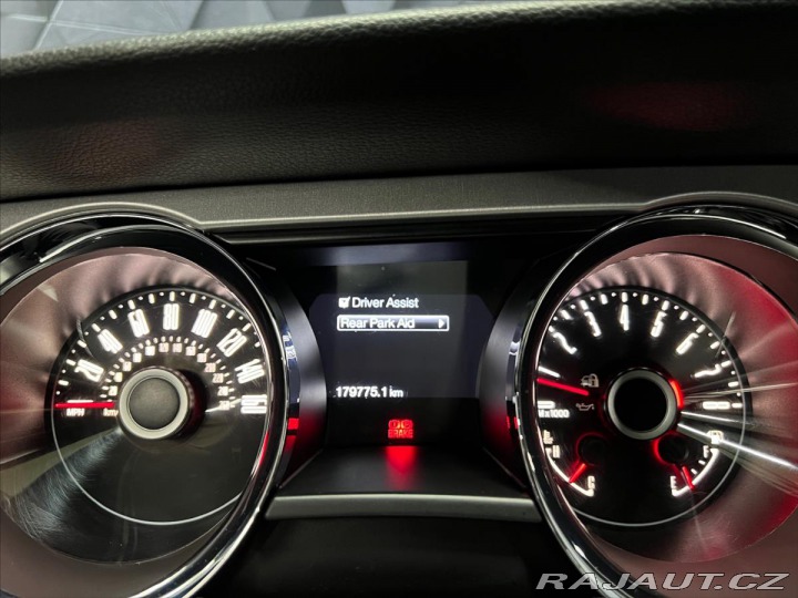 Ford Mustang 3,7 L V6 A/T 227KW, PREMI 2014