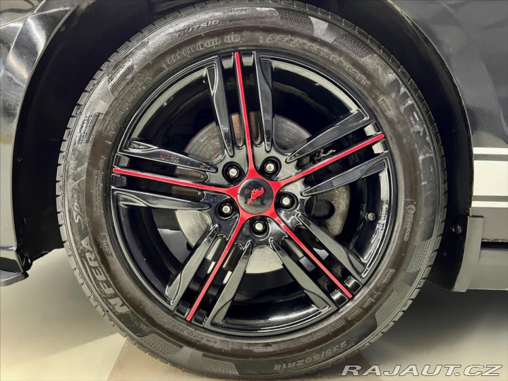 Ford Mustang 3,7 L V6 A/T 227KW, PREMI 2014