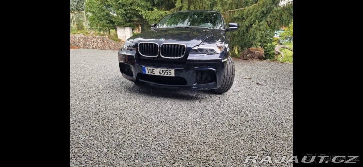 BMW X6 4,4   M, 555 koní 2010