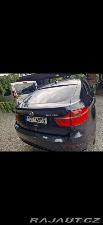 BMW X6 4,4   M, 555 koní 2010