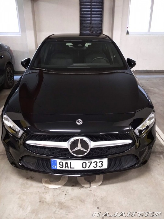 Mercedes-Benz A  2022