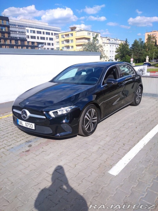 Mercedes-Benz A  2022