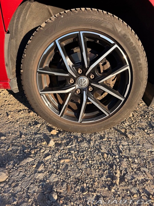 Volkswagen Multivan 2,0   t7 2023