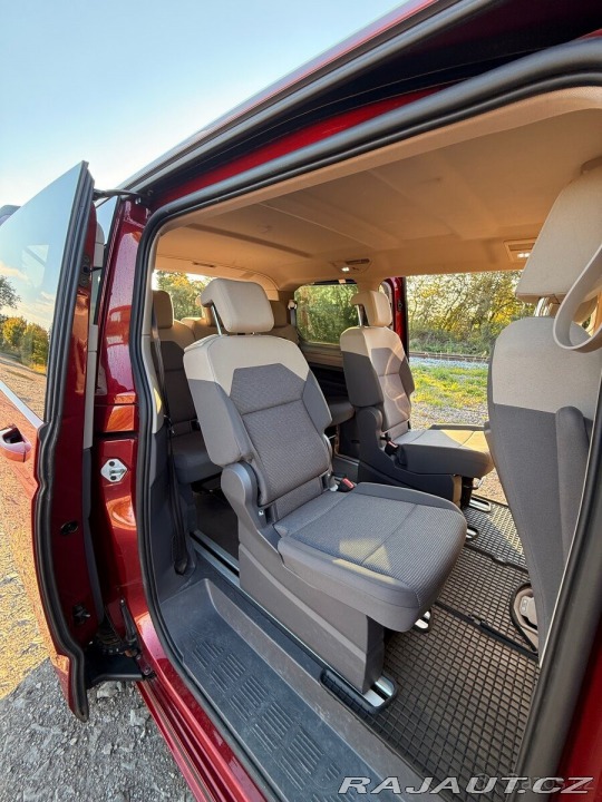 Volkswagen Multivan 2,0   t7 2023