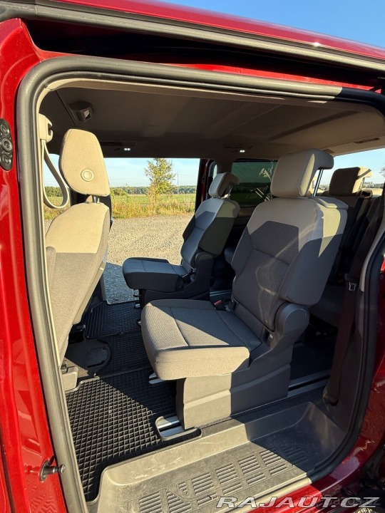 Volkswagen Multivan 2,0   t7 2023