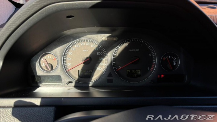 Volvo XC90 2,4   D5 136 KW automat 2006