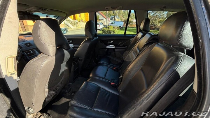 Volvo XC90 2,4   D5 136 KW automat 2006