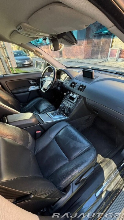 Volvo XC90 2,4   D5 136 KW automat 2006