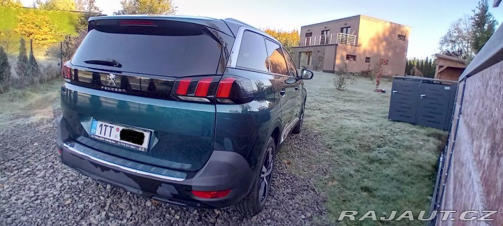 Peugeot 5008  2019
