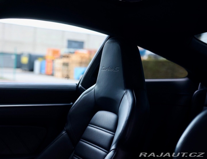 Porsche 911 Turbo S PDK 2021