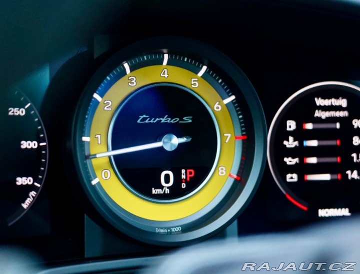 Porsche 911 Turbo S PDK 2021