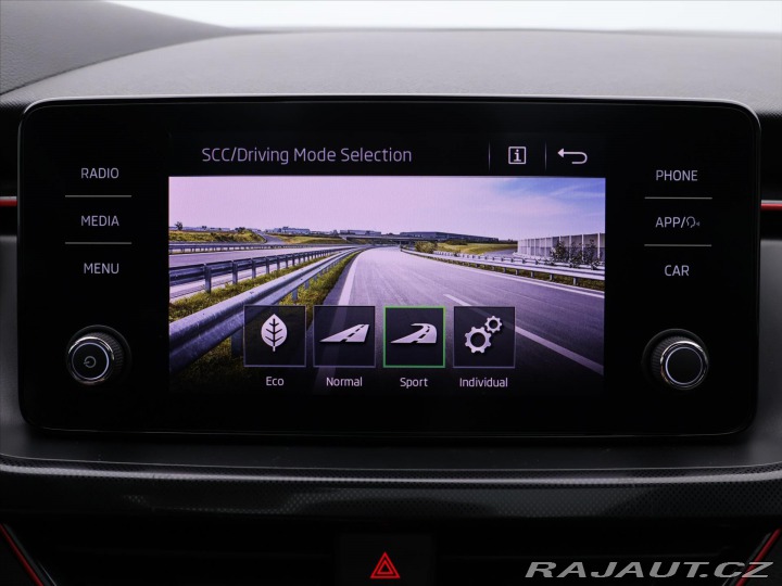 Škoda Scala 1,5 TSI DSG Sport Panoram 2020