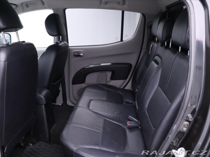 Mitsubishi L200 2,5 DI-D 4WD 131kW Double 2012