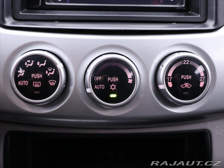 Mitsubishi L200 2,5 DI-D 4WD 131kW Double 2012