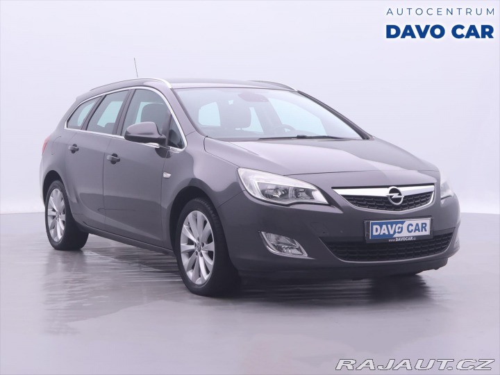 Opel Astra 1,6 i 85kW CZ Cosmo Serv. 2012
