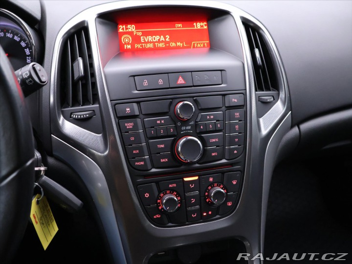 Opel Astra 1,6 i 85kW CZ Cosmo Serv. 2012