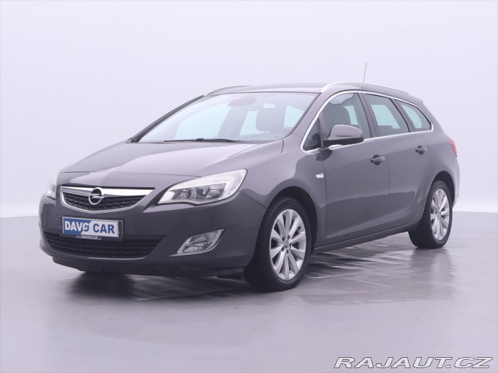 Opel Astra 1,6 i 85kW CZ Cosmo Serv. 2012