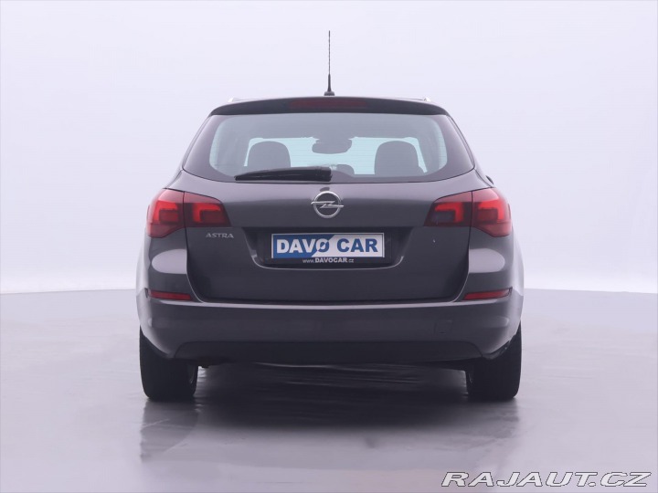 Opel Astra 1,6 i 85kW CZ Cosmo Serv. 2012