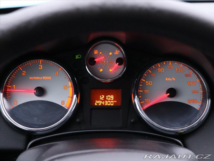 Peugeot 207 1,6 HDI 68kW Klimatizace 2011