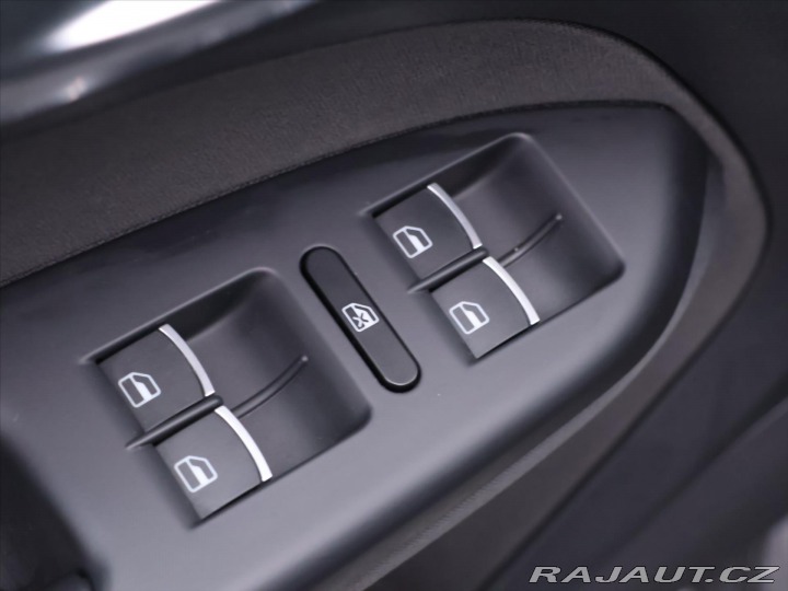 Volkswagen Touran 1,4 TSI 103kW Comfort Xen 2011