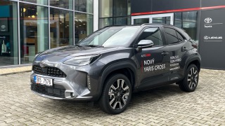 Toyota Yaris Cross 1,5 Hybrid e-CVT 4x4 Exec