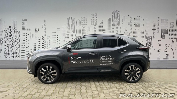 Toyota Yaris Cross 1,5 Hybrid e-CVT 4x4 Exec 2025