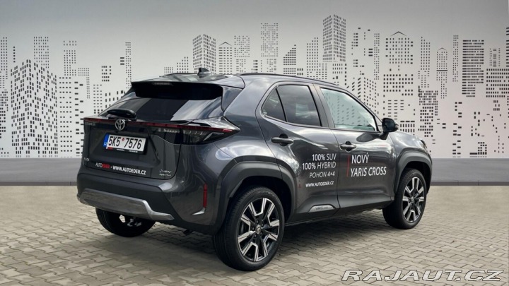 Toyota Yaris Cross 1,5 Hybrid e-CVT 4x4 Exec 2025