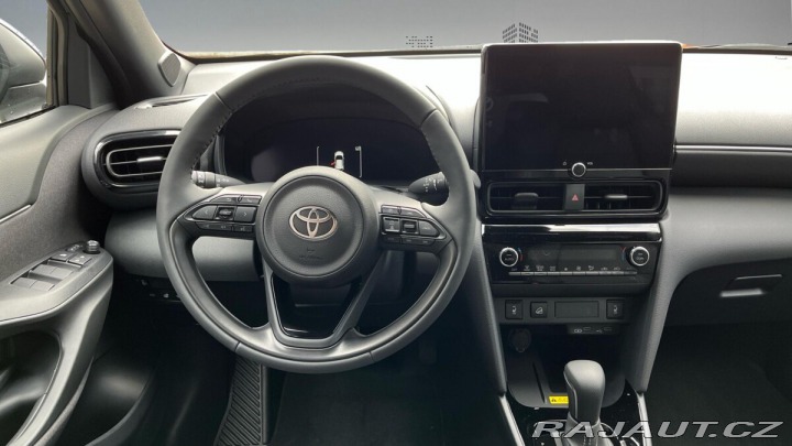 Toyota Yaris Cross 1,5 Hybrid e-CVT 4x4 Exec 2025