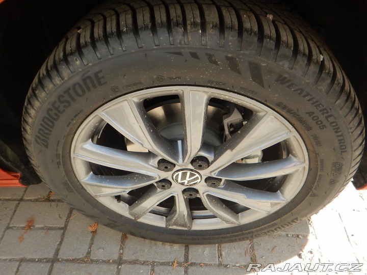 Volkswagen Multivan 2.0 TSI Long Style, 217 K 2024