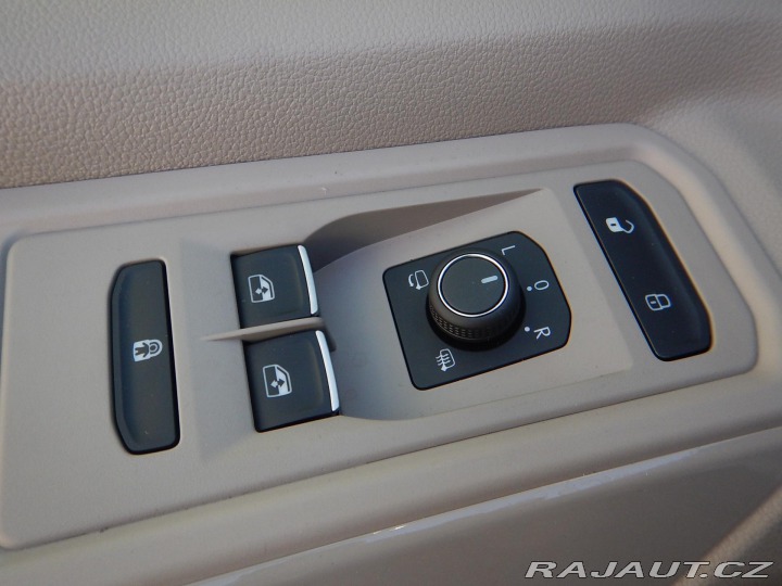 Volkswagen Multivan 2.0 TSI Long Style, 217 K 2024