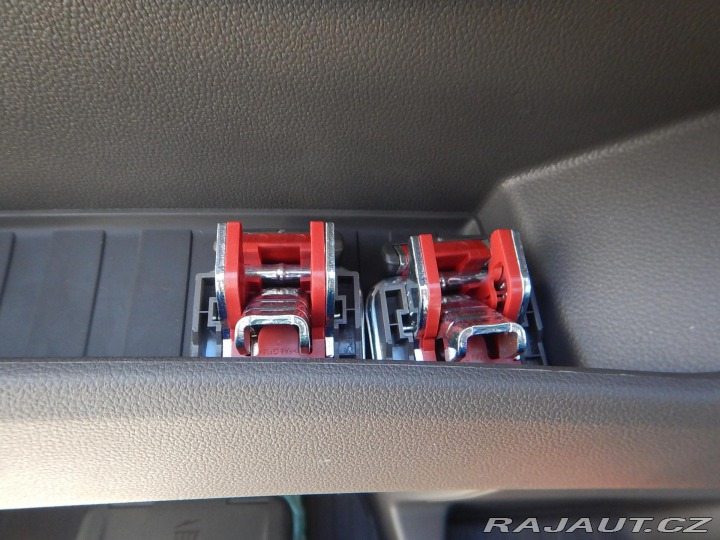 Volkswagen Multivan 2.0 TSI Long Style, 217 K 2024