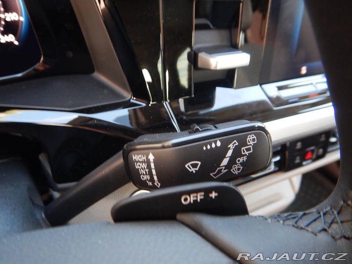 Volkswagen Multivan 2.0 TSI Long Style, 217 K 2024