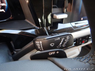 Volkswagen Multivan 2.0 TSI Long Style, 217 K 2024