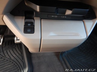 Volkswagen Multivan 2.0 TSI Long Style, 217 K 2024