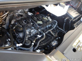 Volkswagen Multivan 2.0 TSI Long Style, 217 K 2024