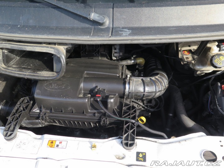 Ford Transit Courier 2.2TDCi,klima,výhřev,temp 2011