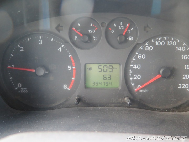 Ford Transit Courier 2.2TDCi,klima,výhřev,temp 2011