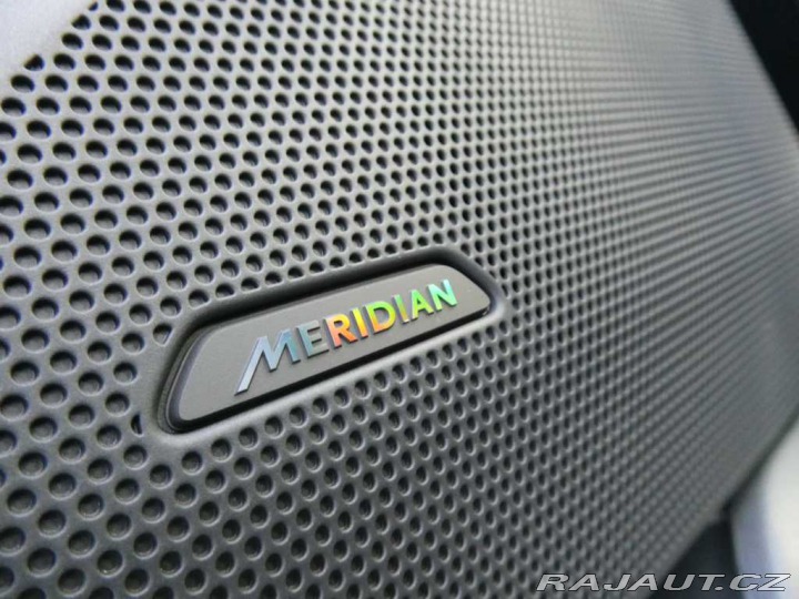 Land Rover Range Rover Velar 3,0 Dynamic SE P400e 4x4 2026