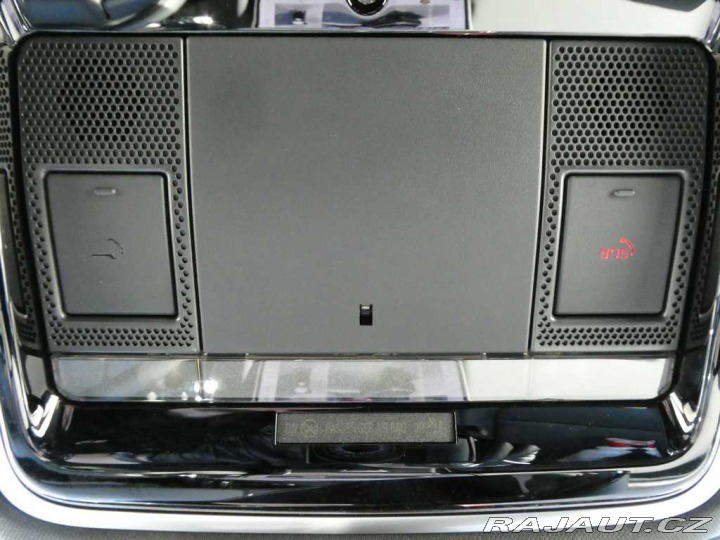 Land Rover Range Rover Velar 3,0 Dynamic SE P400e 4x4 2025