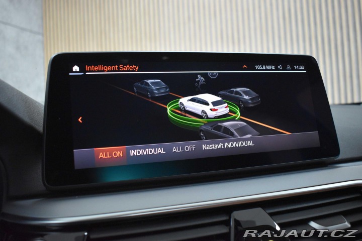 BMW 5 520d xDrive TAŽNÉ*REZERVA 2020