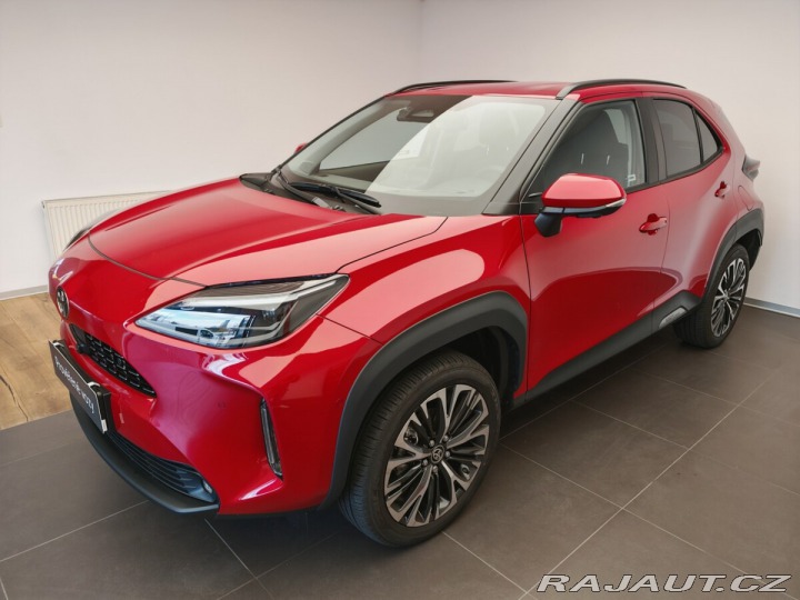 Toyota Yaris Cross 1.5 Hybrid eCVT AWD Execu 2025