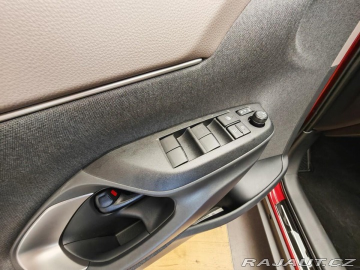 Toyota Yaris Cross 1.5 Hybrid eCVT AWD Execu 2025