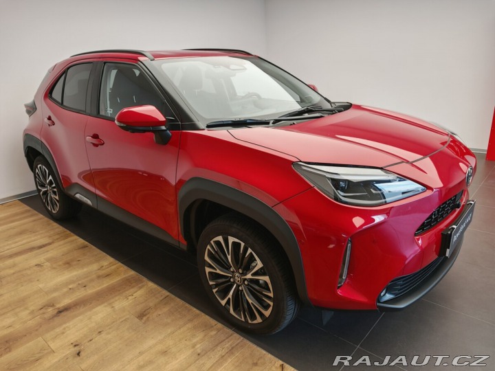 Toyota Yaris Cross 1.5 Hybrid eCVT AWD Execu 2025
