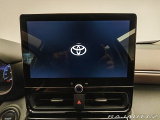 Toyota Yaris Cross 1.5 Hybrid eCVT AWD Execu 2025