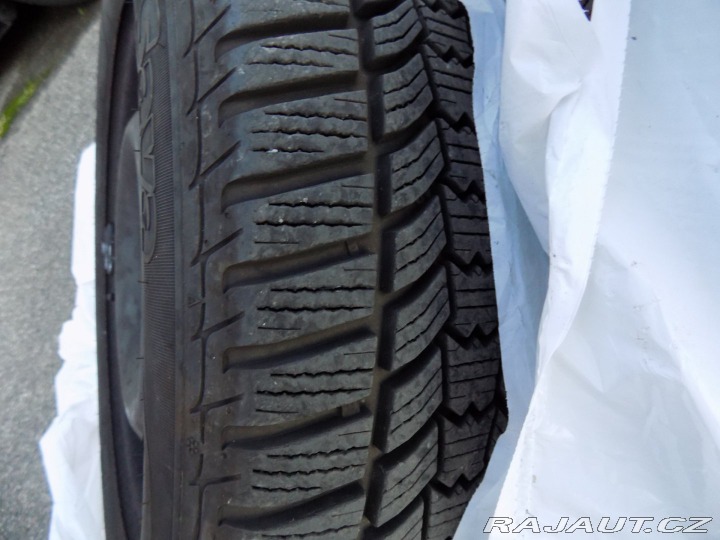 Renault Captur 1.3TCe/LIMITED/1.Maj.ČR/A 2019