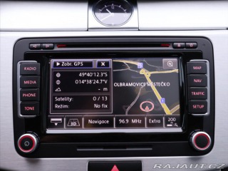 Volkswagen Passat 1,4 TSI 90kW DSG Highline 2011