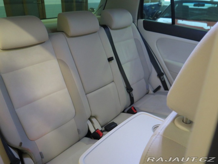 Volkswagen Golf Plus 1.4TSI,navi,kamera,DSG,vý 2009