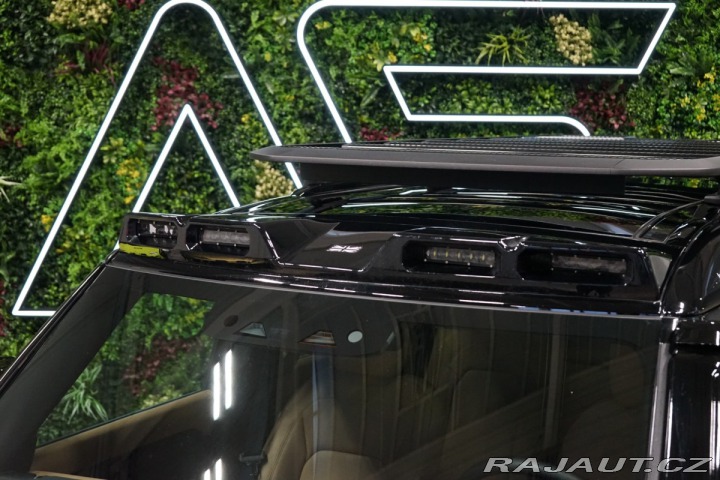 Land Rover Defender D300*110*HSE*X-DYNAMIC* 2025